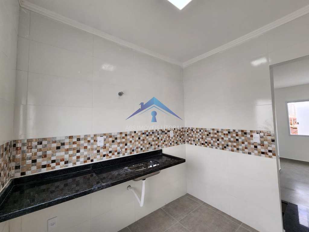 Casa de Condomínio em Praia Grande, no bairro Caiçara