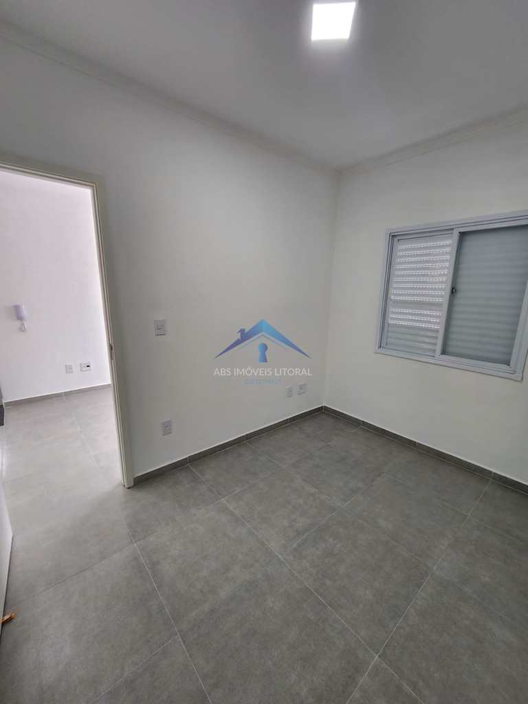 Casa de Condomínio em Praia Grande, no bairro Caiçara