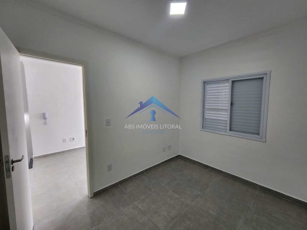 Casa de Condomínio em Praia Grande, no bairro Caiçara