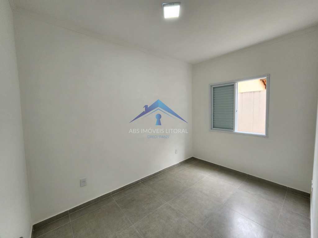 Casa de Condomínio em Praia Grande, no bairro Caiçara