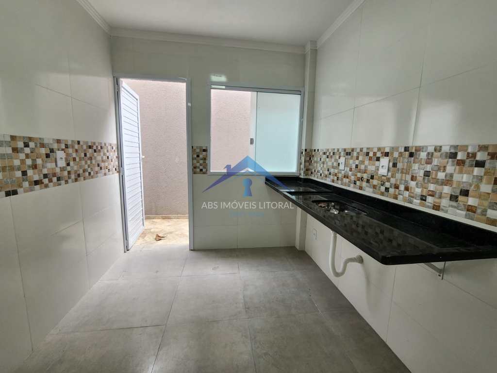 Casa de Condomínio em Praia Grande, no bairro Caiçara
