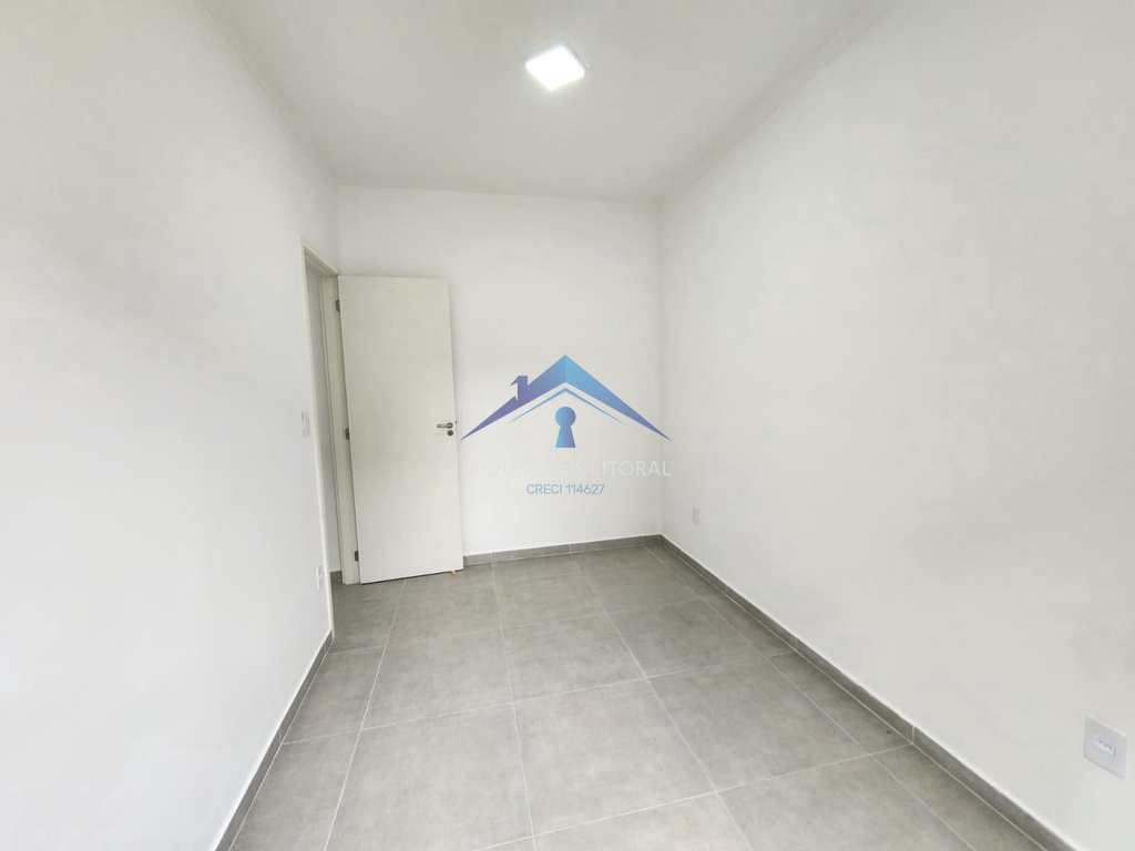 Casa de Condomínio em Praia Grande, no bairro Caiçara