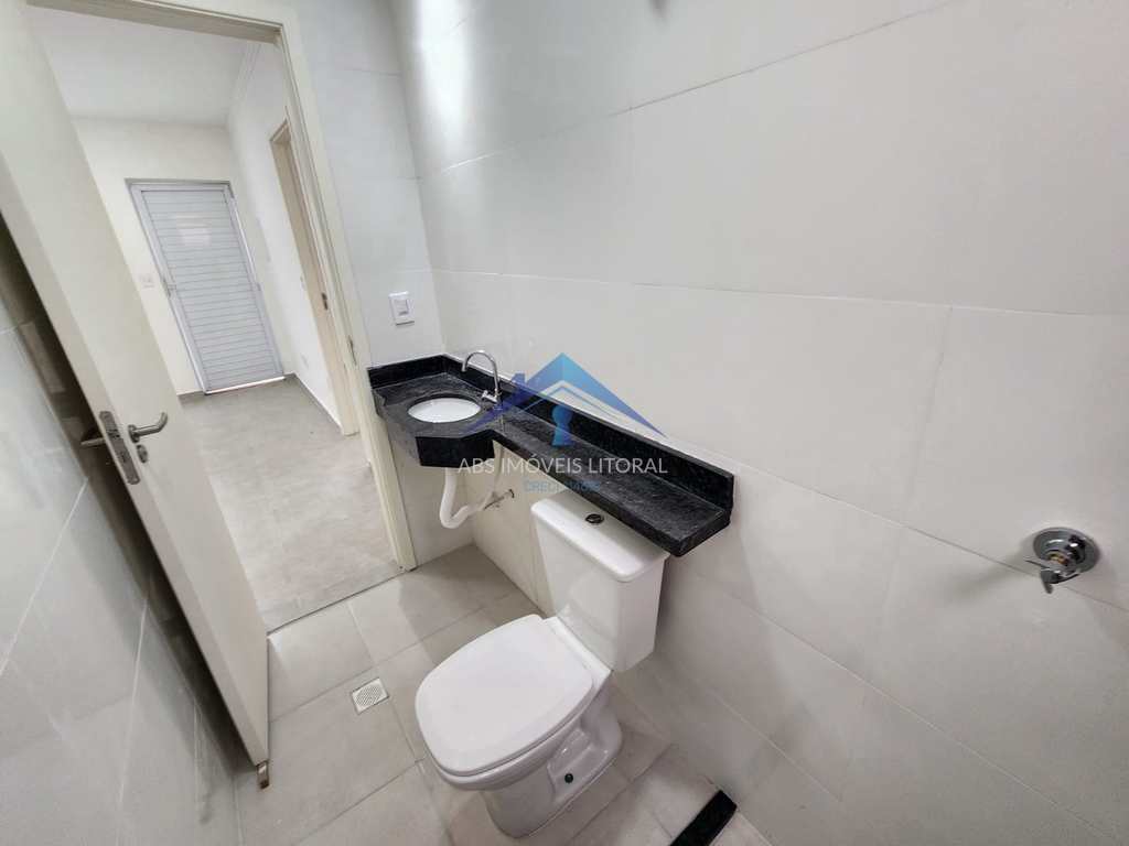 Casa de Condomínio em Praia Grande, no bairro Caiçara