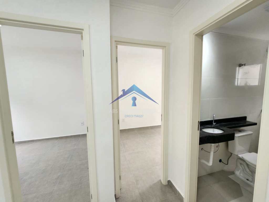 Casa de Condomínio em Praia Grande, no bairro Caiçara