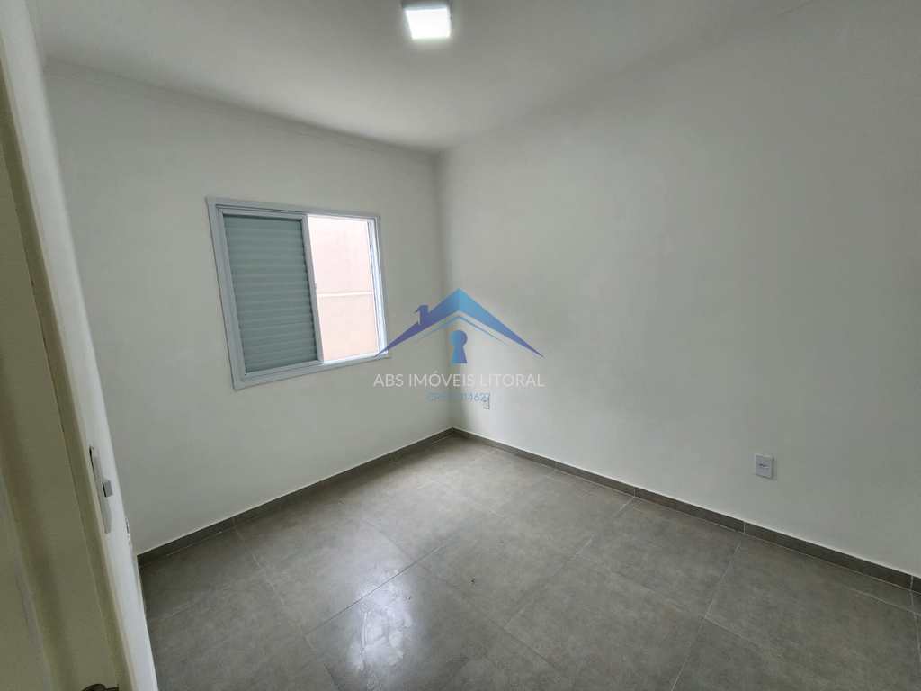 Casa de Condomínio em Praia Grande, no bairro Caiçara
