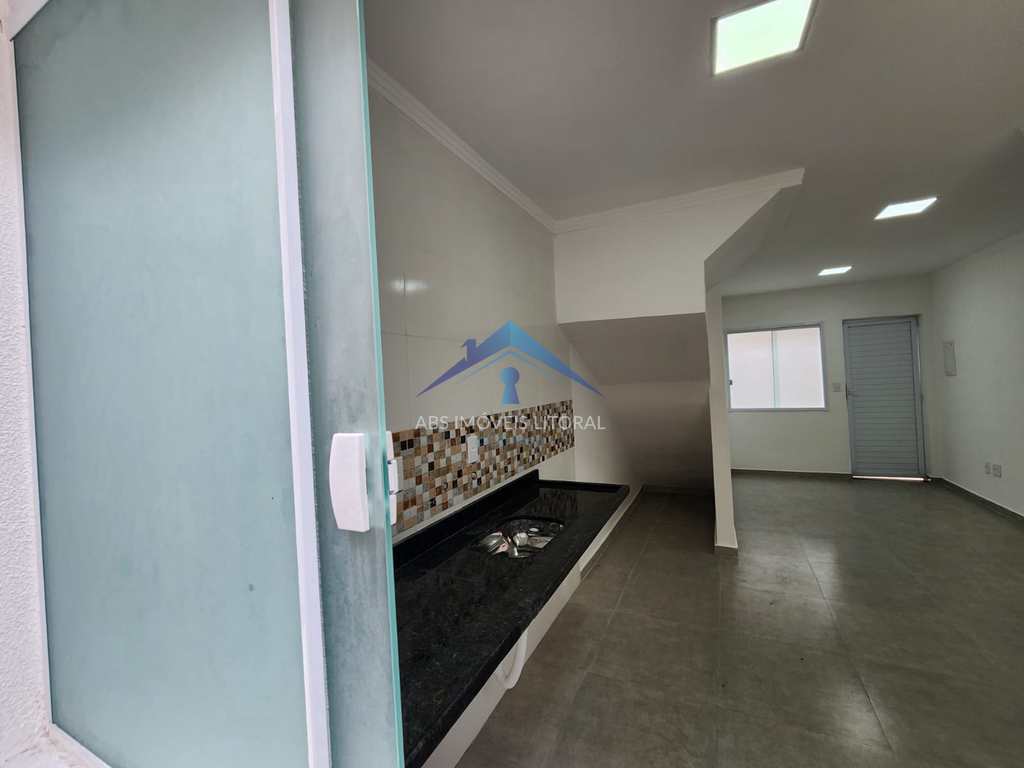 Casa de Condomínio em Praia Grande, no bairro Caiçara