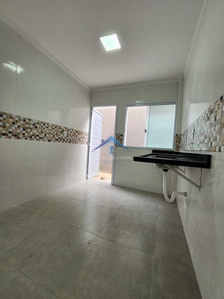 Casa de Condomínio em Praia Grande, no bairro Caiçara