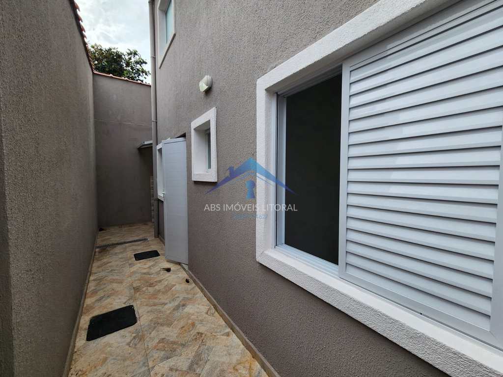 Casa de Condomínio em Praia Grande, no bairro Caiçara