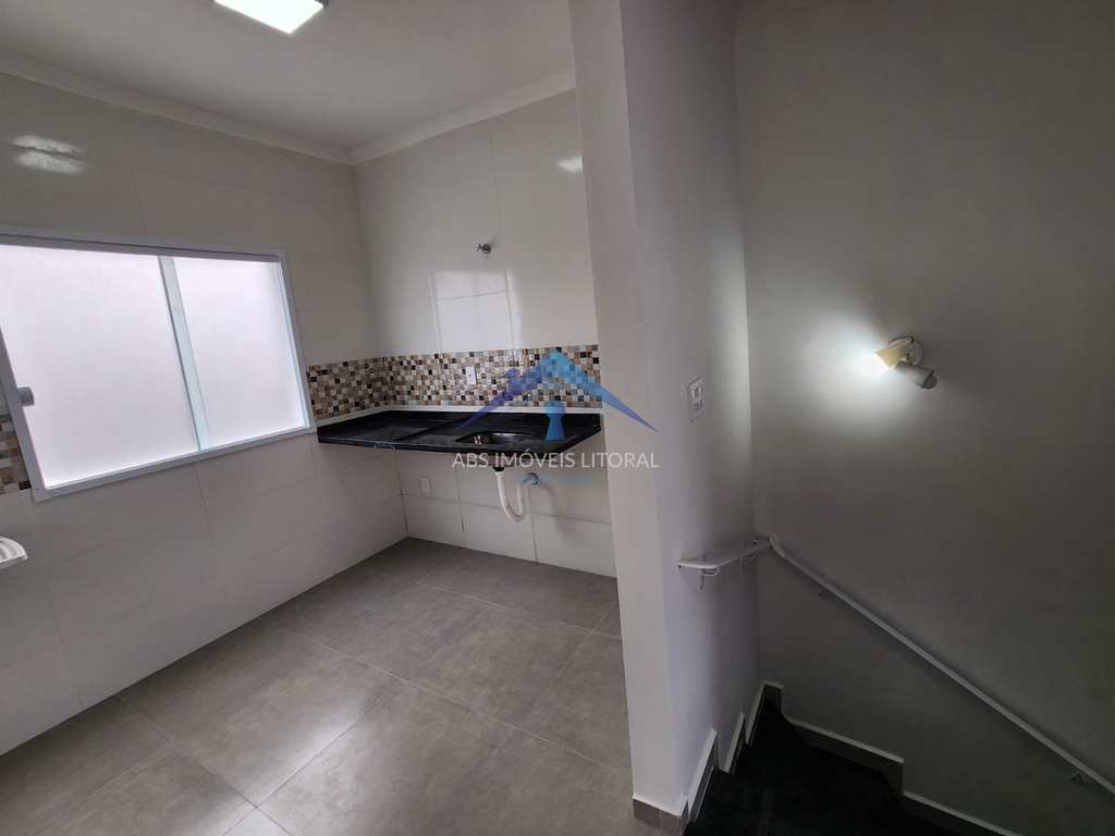 Casa de Condomínio em Praia Grande, no bairro Caiçara