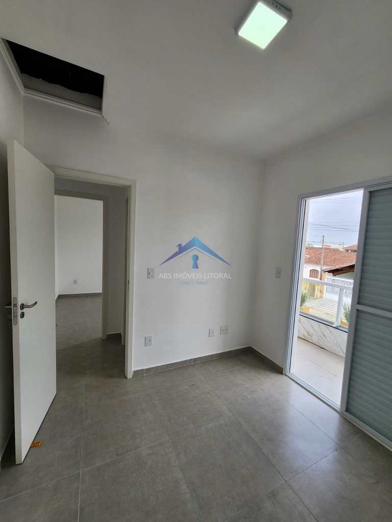 Casa de Condomínio em Praia Grande, no bairro Caiçara