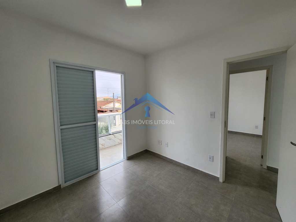 Casa de Condomínio em Praia Grande, no bairro Caiçara
