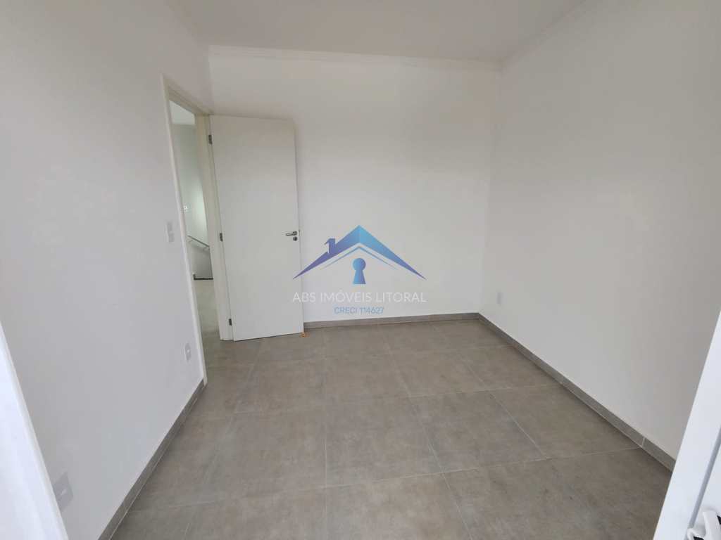 Casa de Condomínio em Praia Grande, no bairro Caiçara
