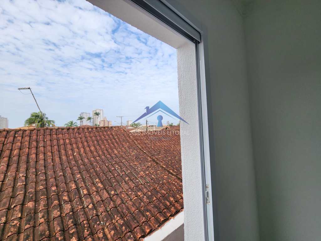 Casa de Condomínio em Praia Grande, no bairro Caiçara