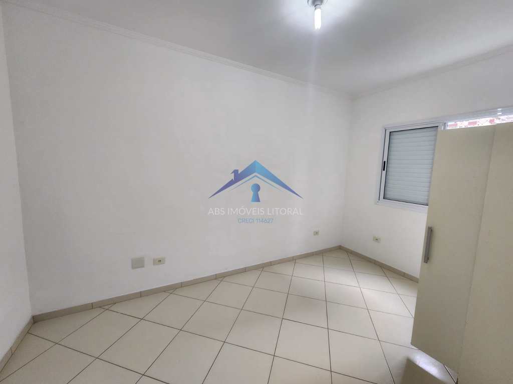 Apartamento em Praia Grande, no bairro Caiçara