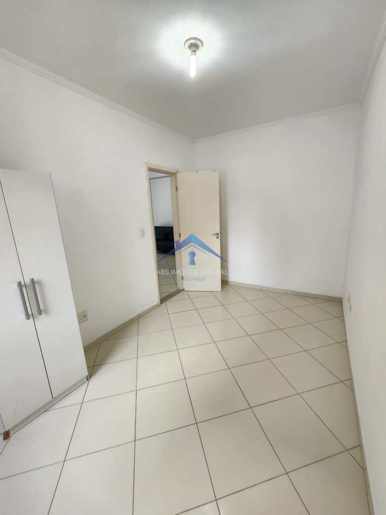 Apartamento em Praia Grande, no bairro Caiçara