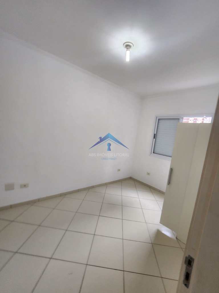 Apartamento em Praia Grande, no bairro Caiçara