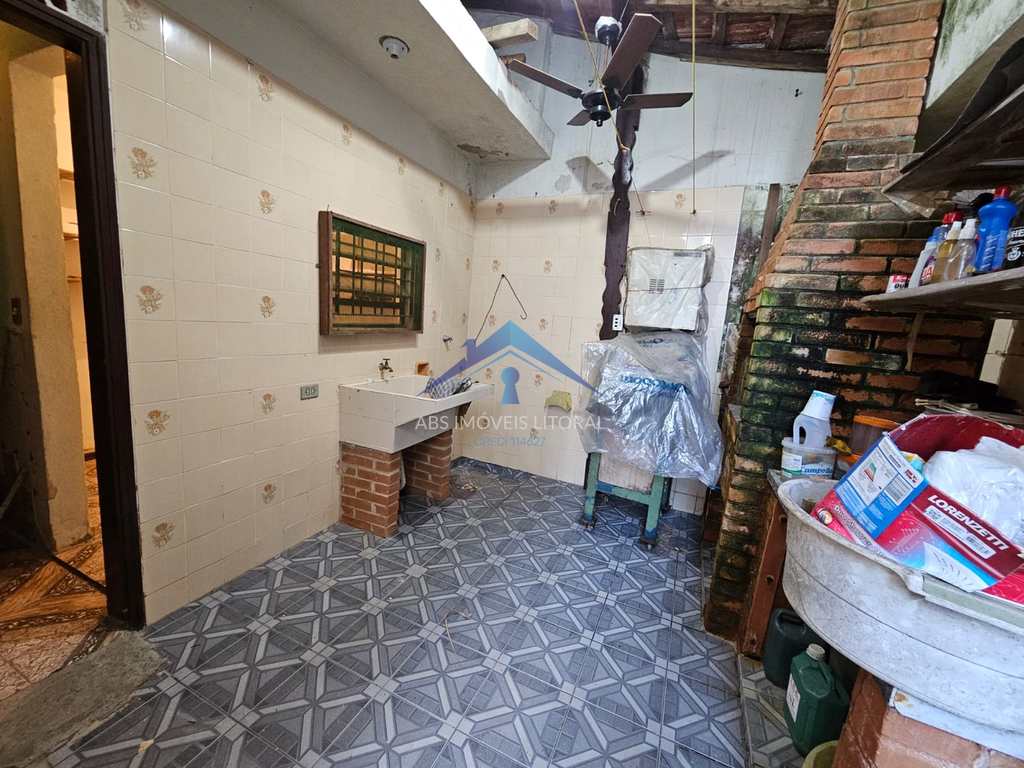 Casa em Praia Grande, no bairro Real