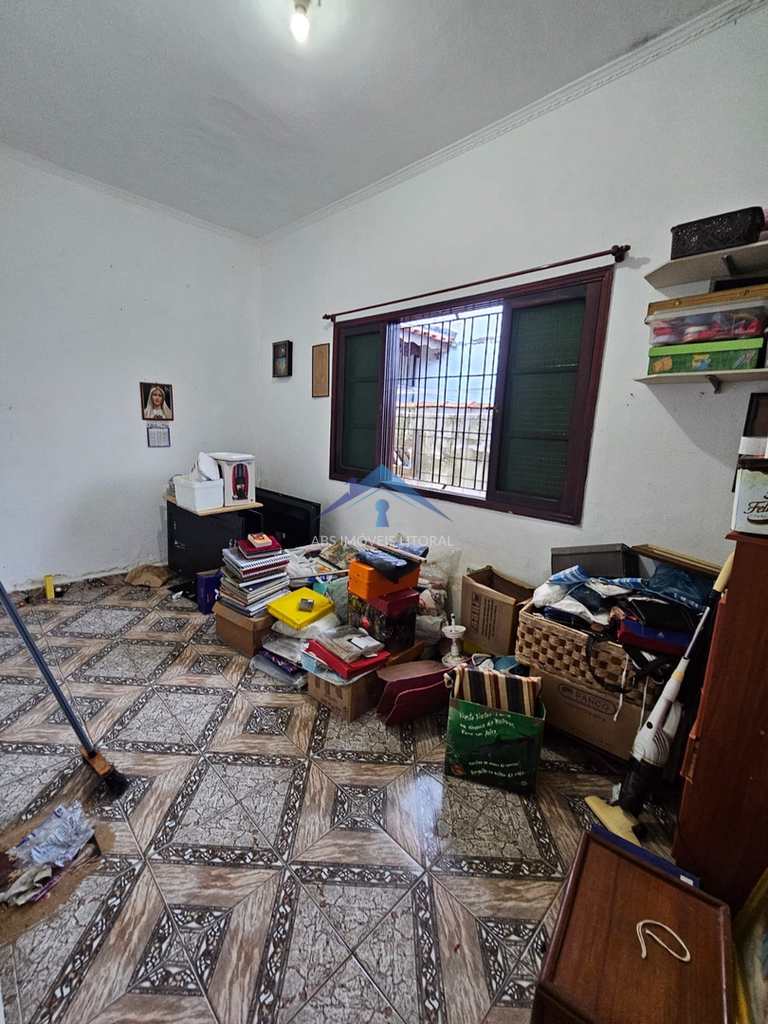 Casa em Praia Grande, no bairro Real