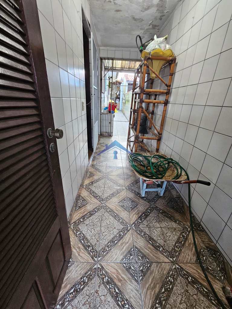 Casa em Praia Grande, no bairro Real