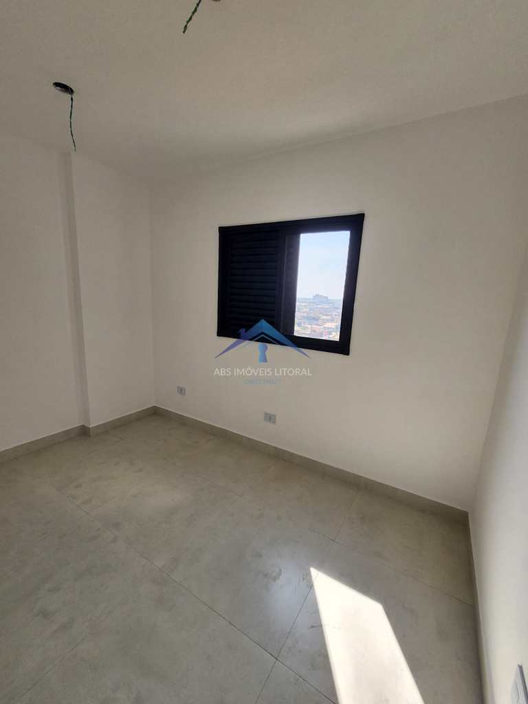 Apartamento em Praia Grande, no bairro Maracanã