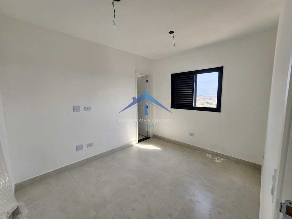Apartamento em Praia Grande, no bairro Maracanã