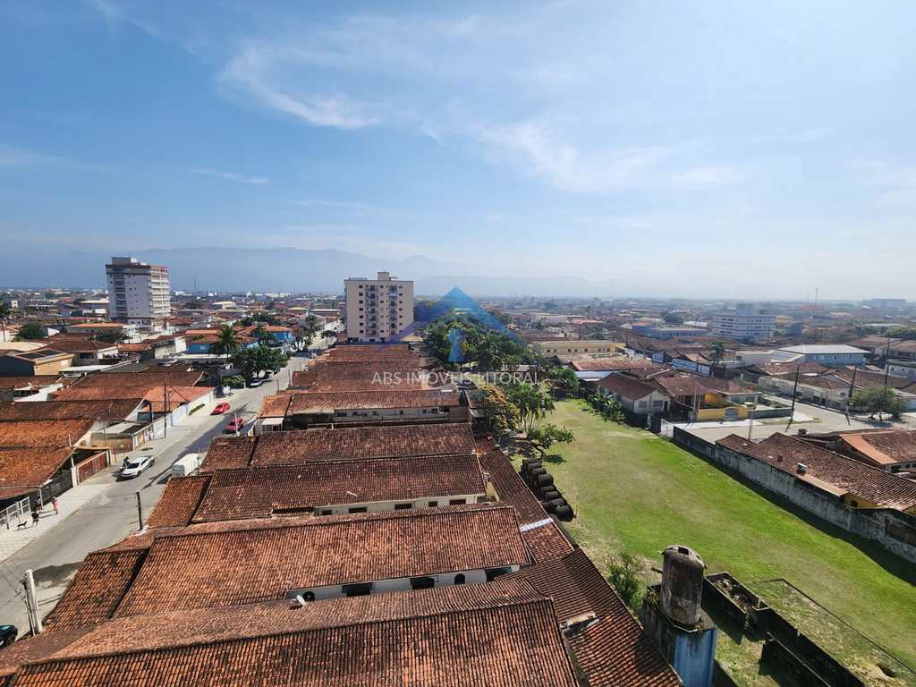 Apartamento em Praia Grande, no bairro Maracanã
