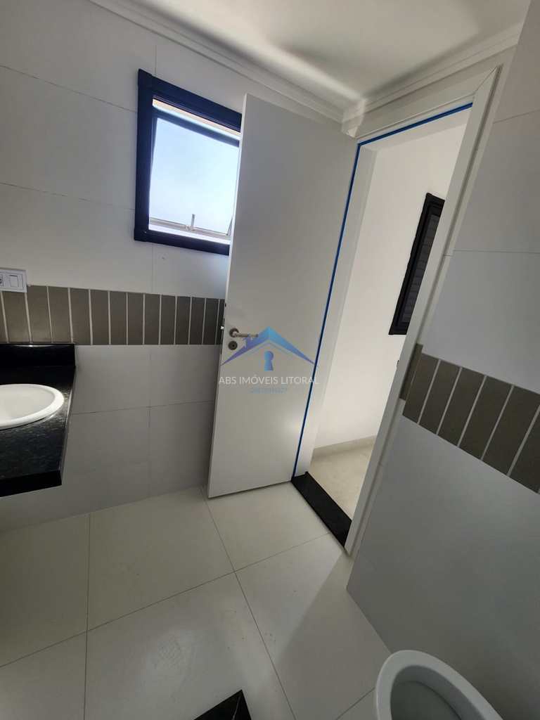 Apartamento em Praia Grande, no bairro Maracanã