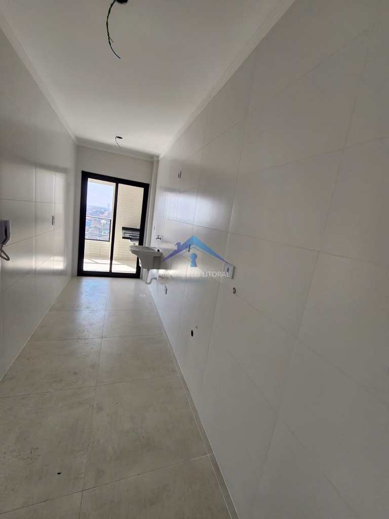 Apartamento em Praia Grande, no bairro Maracanã