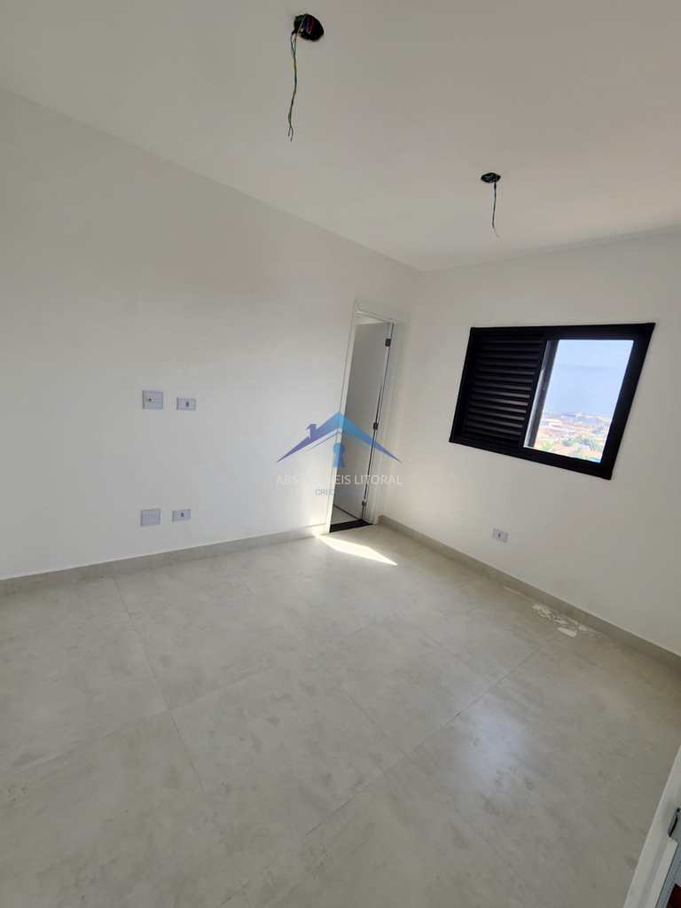 Apartamento em Praia Grande, no bairro Maracanã
