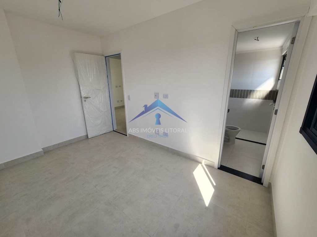 Apartamento em Praia Grande, no bairro Maracanã