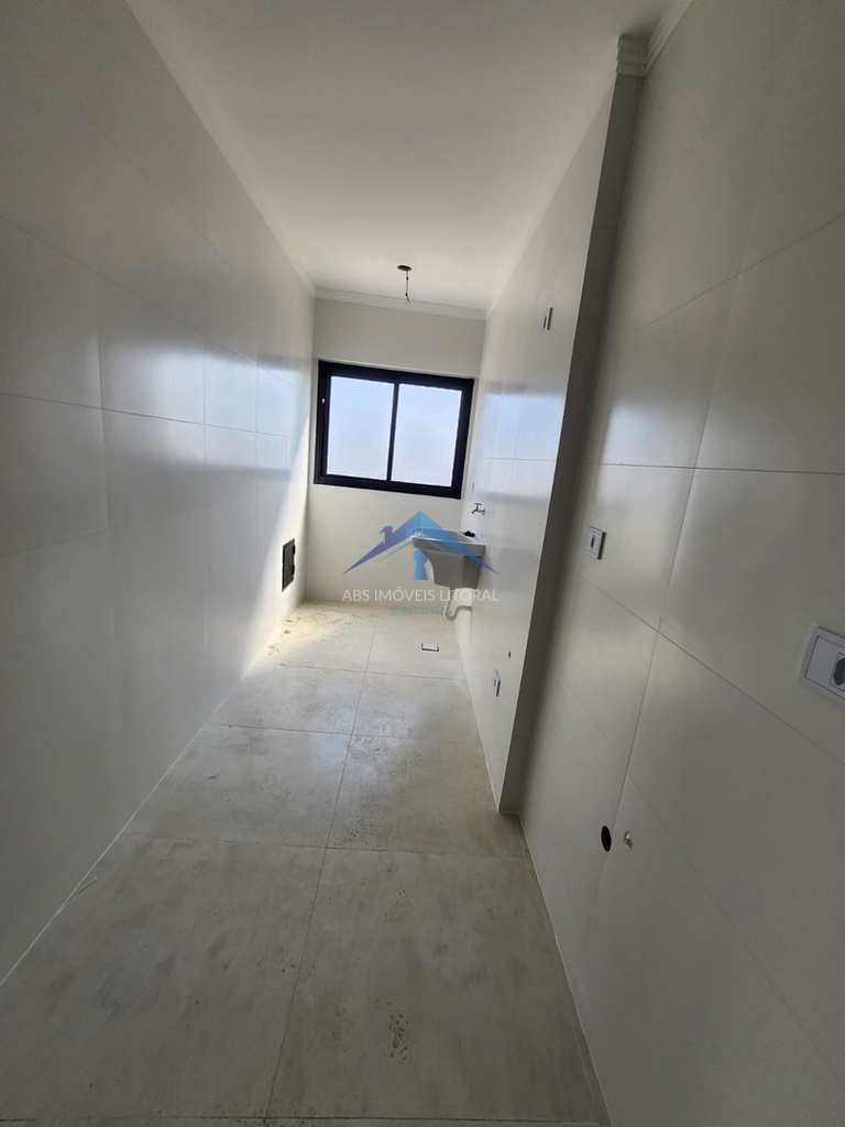 Apartamento em Praia Grande, no bairro Maracanã