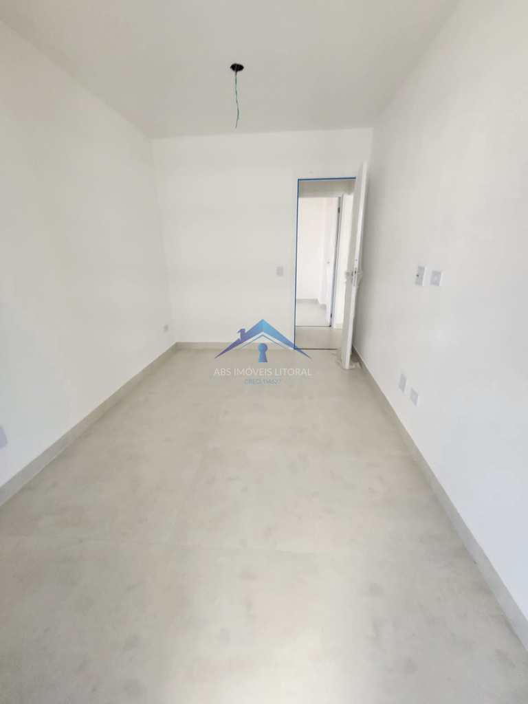 Apartamento em Praia Grande, no bairro Maracanã