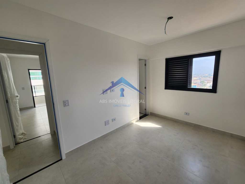 Apartamento em Praia Grande, no bairro Maracanã