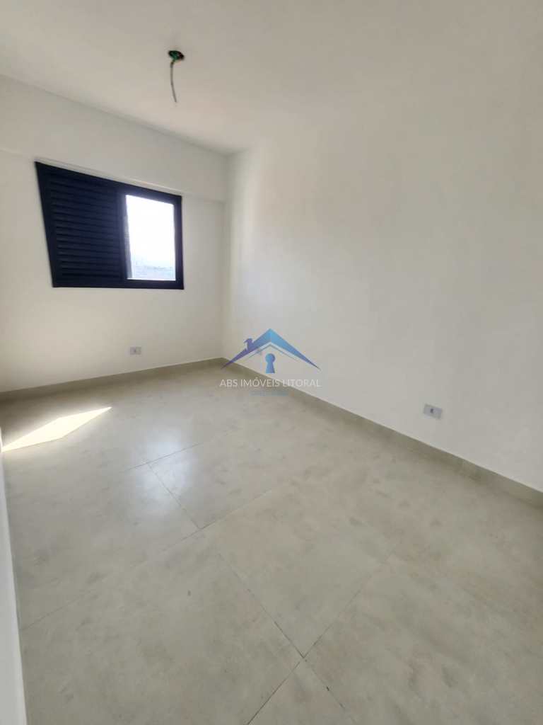 Apartamento em Praia Grande, no bairro Maracanã