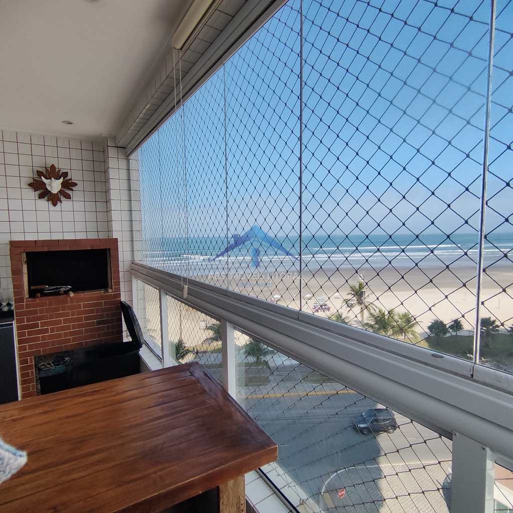 Apartamento em Praia Grande, no bairro Maracanã
