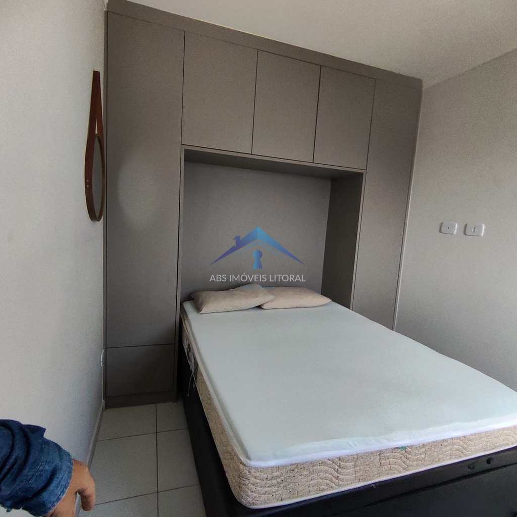 Apartamento em Praia Grande, no bairro Maracanã