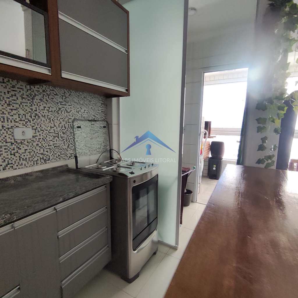 Apartamento em Praia Grande, no bairro Maracanã