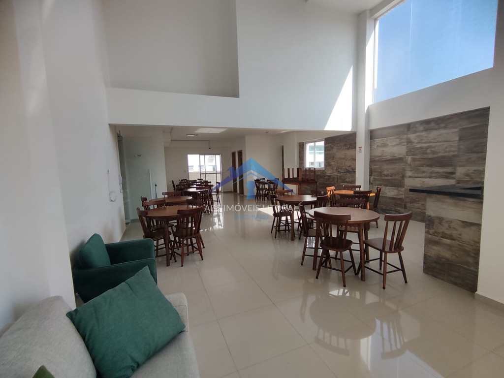 Apartamento em Praia Grande, no bairro Maracanã