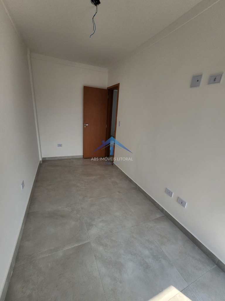 Apartamento em Praia Grande, no bairro Balneário Maracanã