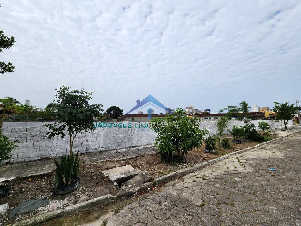 Terreno em Praia Grande, no bairro Real