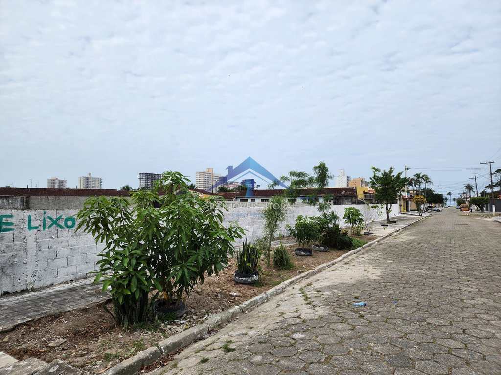 Terreno em Praia Grande, no bairro Real