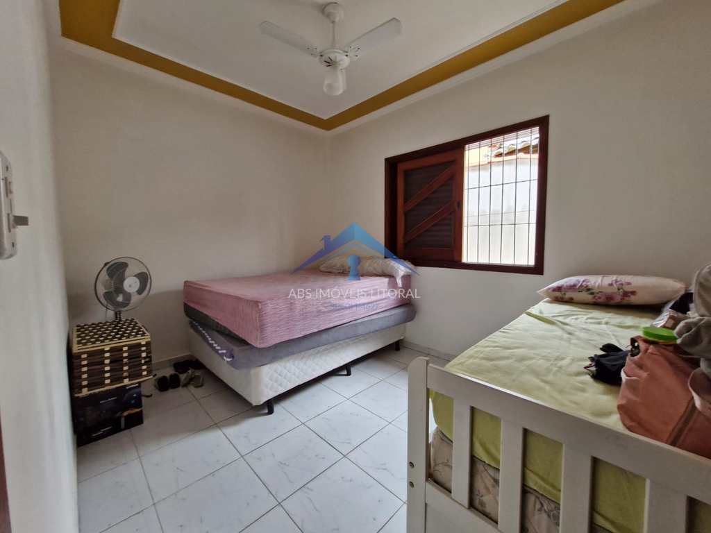 Casa em Praia Grande, no bairro Caiçara