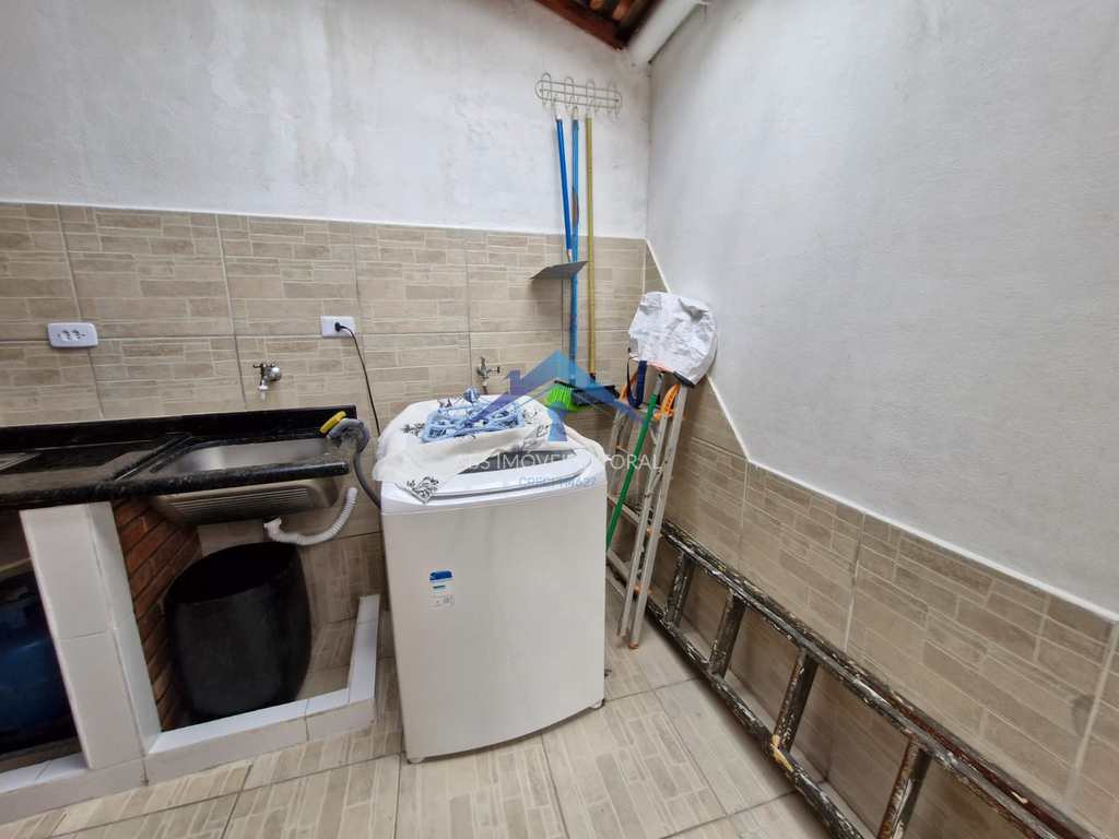 Casa em Praia Grande, no bairro Caiçara