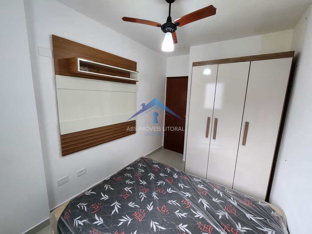Apartamento em Praia Grande, no bairro Maracanã