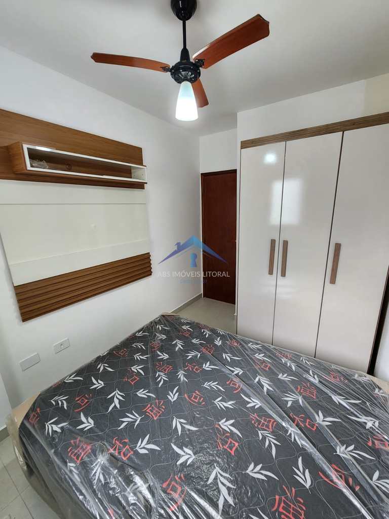Apartamento em Praia Grande, no bairro Maracanã
