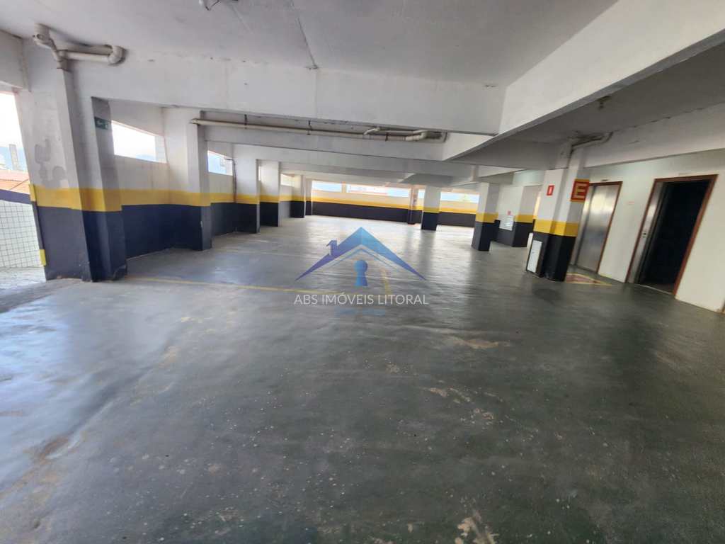 Apartamento em Praia Grande, no bairro Maracanã