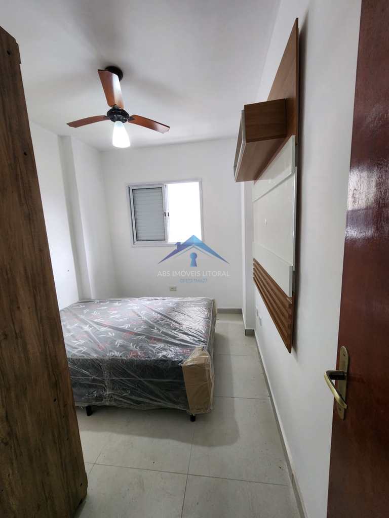 Apartamento em Praia Grande, no bairro Maracanã