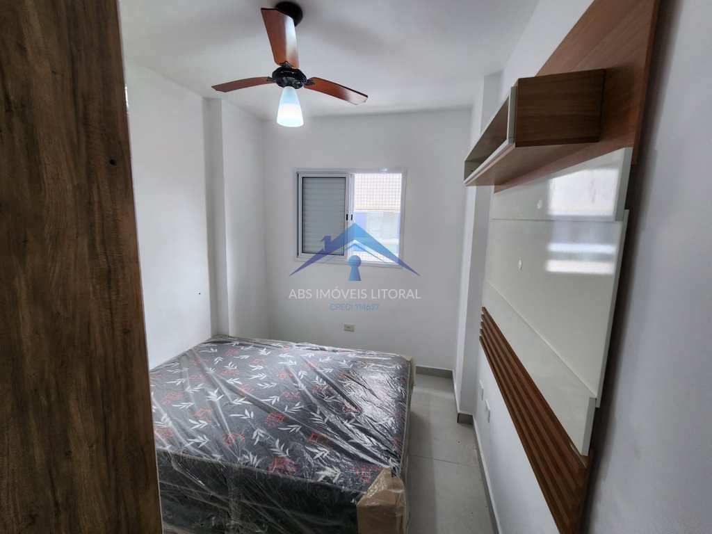 Apartamento em Praia Grande, no bairro Maracanã