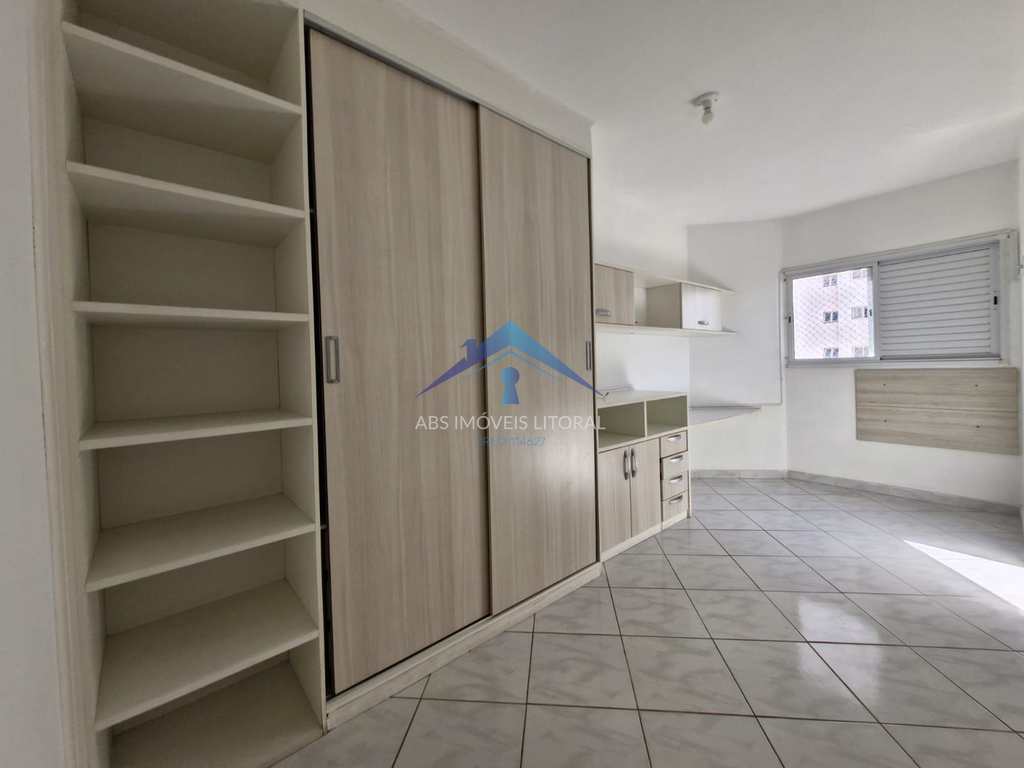 Apartamento em Praia Grande, no bairro Ocian