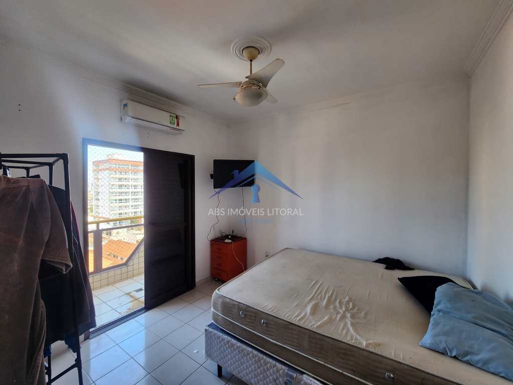 Apartamento em Praia Grande, no bairro Maracanã